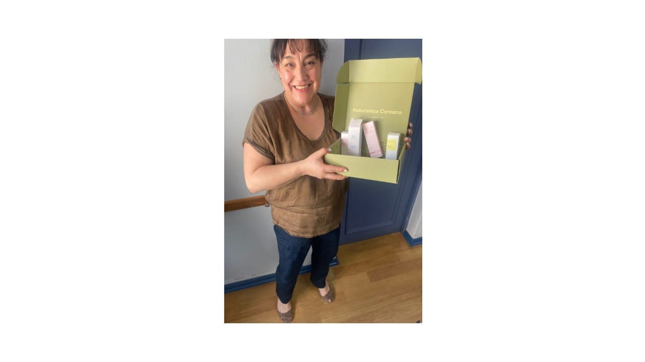 Customer photo review of Crema facial fluida hidratante Amplen Ácido Hialurónico 130ml