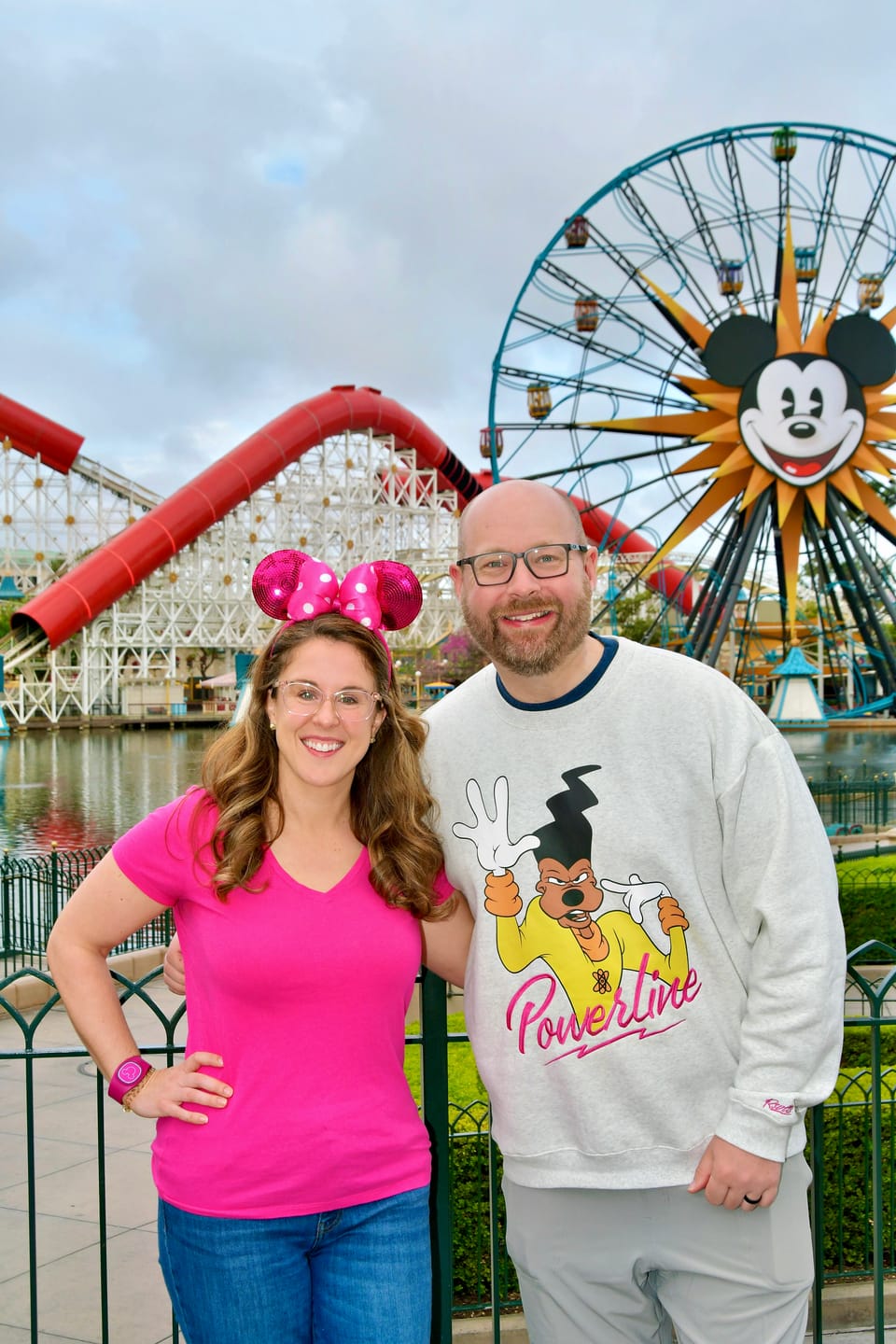 Customer photo review of Disney's A Goofy Movie "Powerline" – Crewneck Sweatshirt
