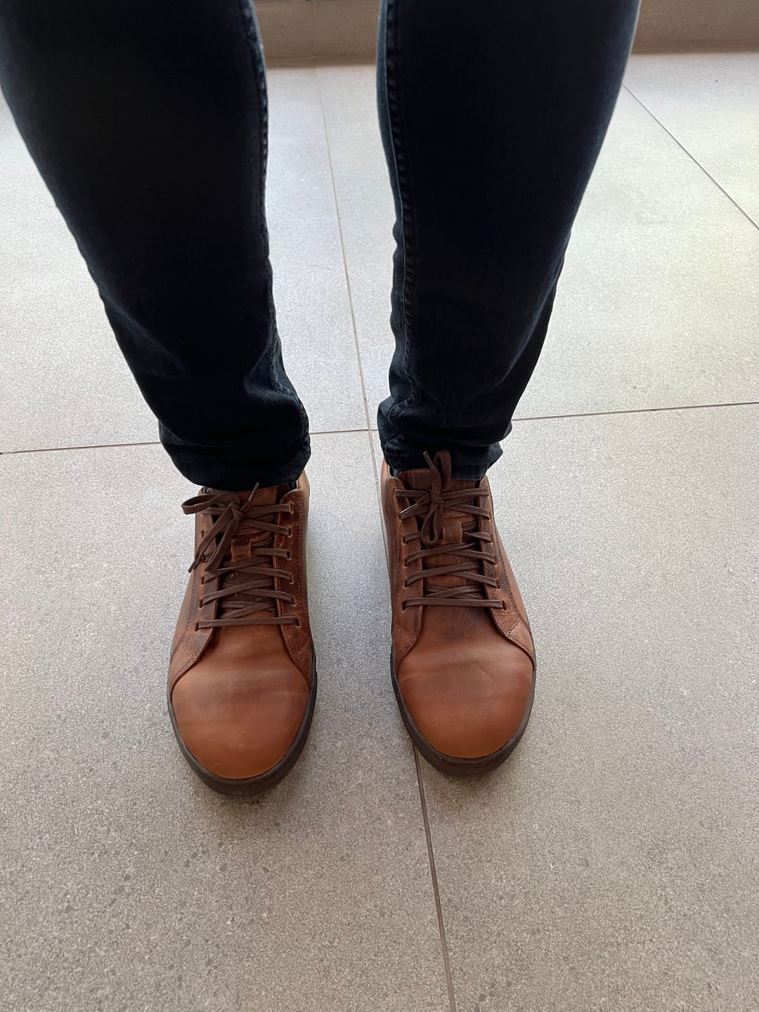 Customer photo review of Zapatilla Hombre Montblanc Moca