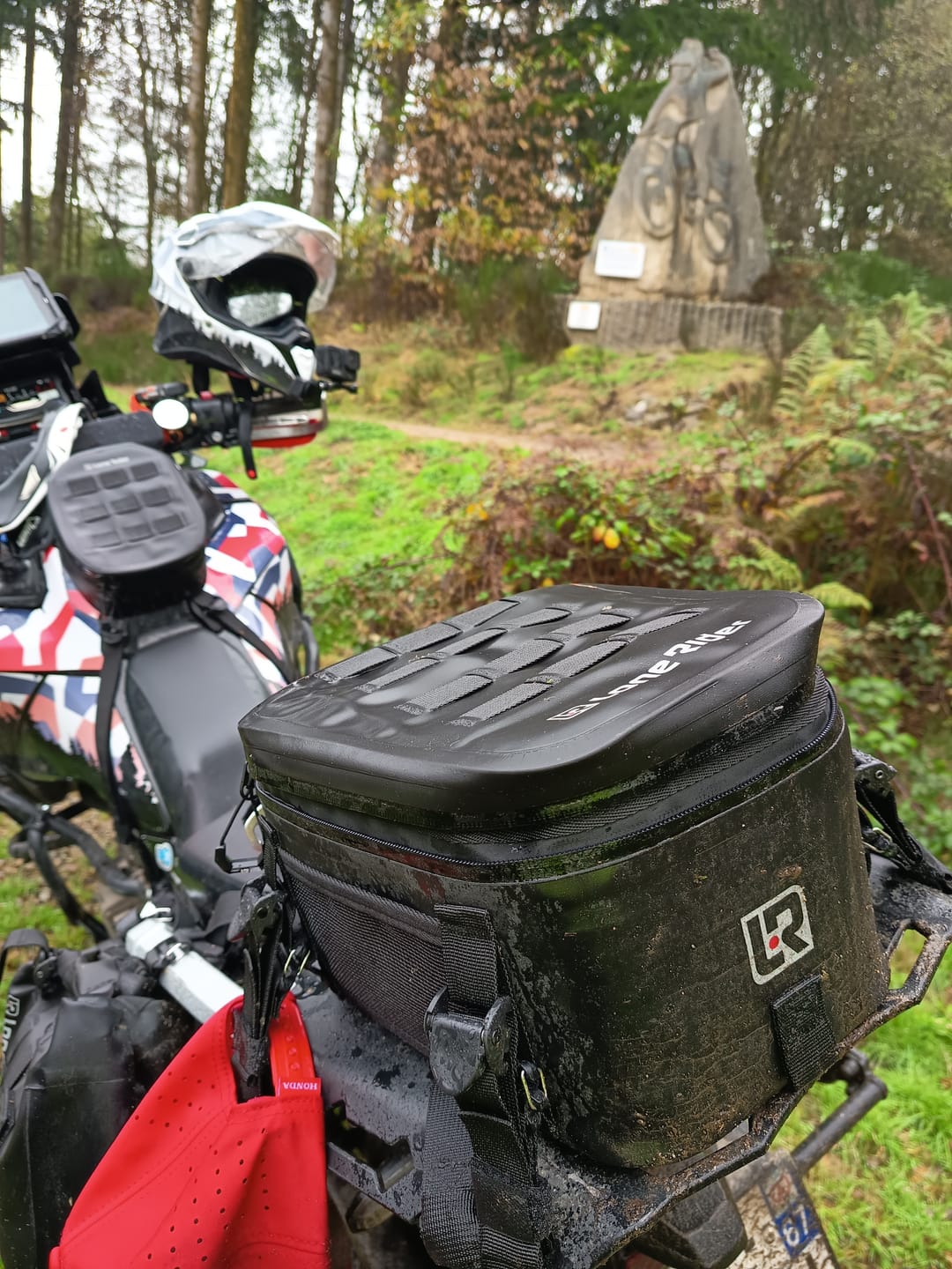 Customer photo review of Tail Pack