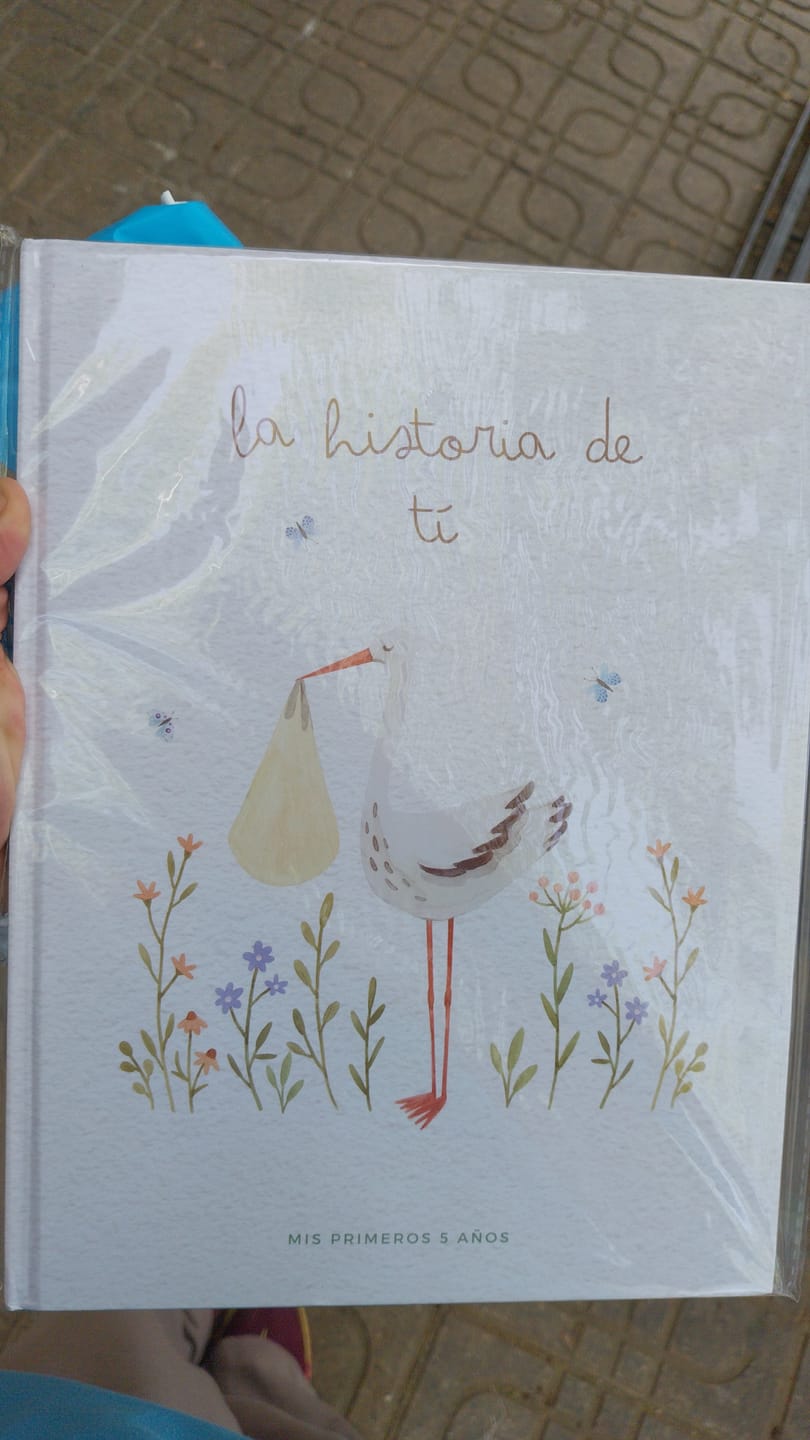 Customer photo review of Libro de Bebé La Historia de ti