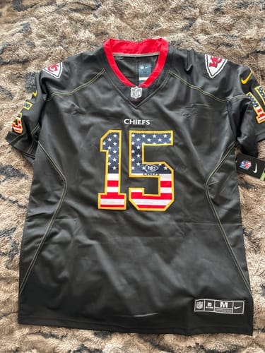 Customer photo review of Patrick Mahomes Kansas City Chiefs Game Jersey
