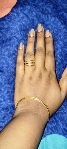 Customer photo review of Twist Cross Cage Ring
