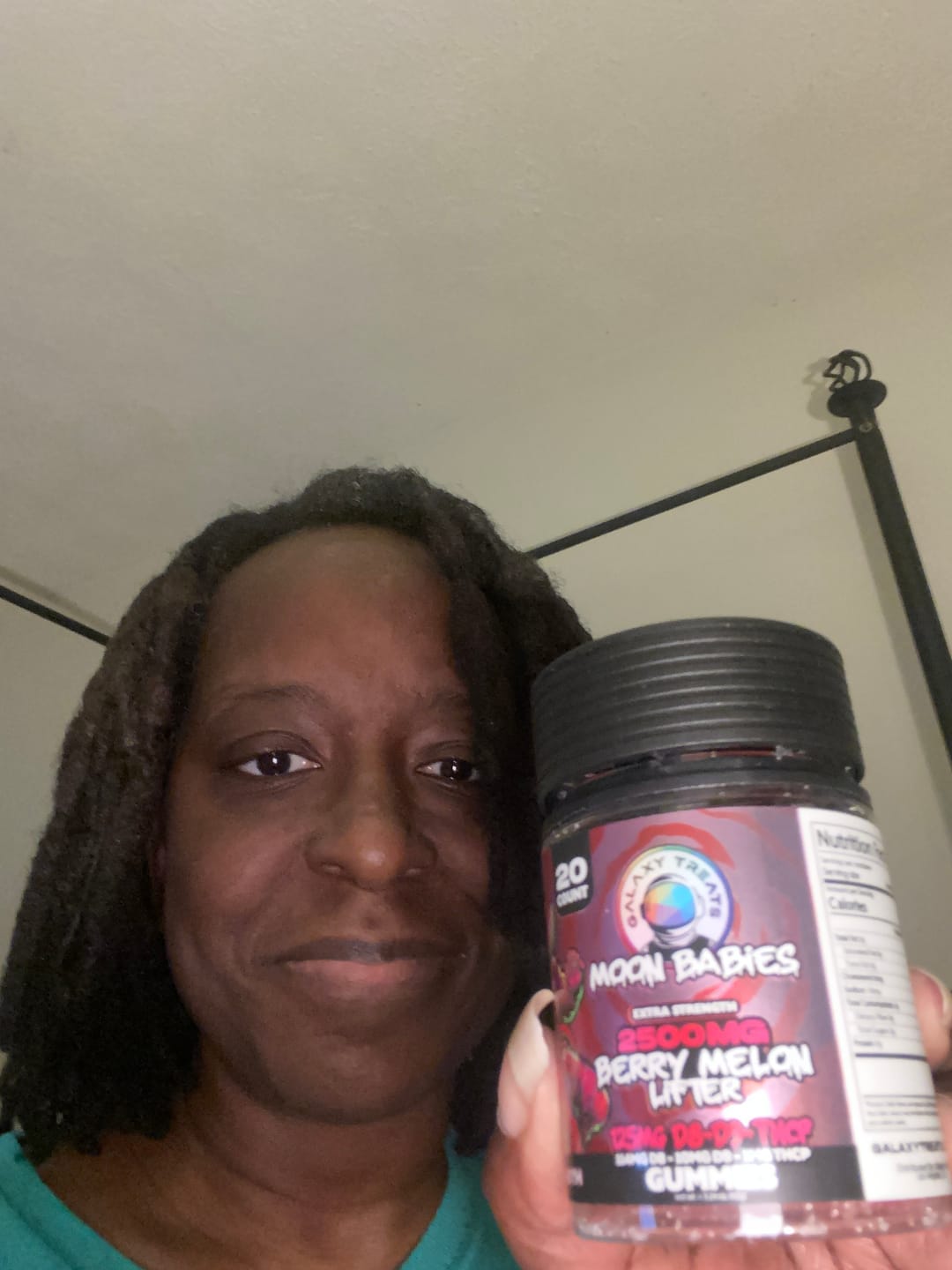 Customer photo review of Berry Melon Lifter D8 D9 THCP Extra Strength Gummies