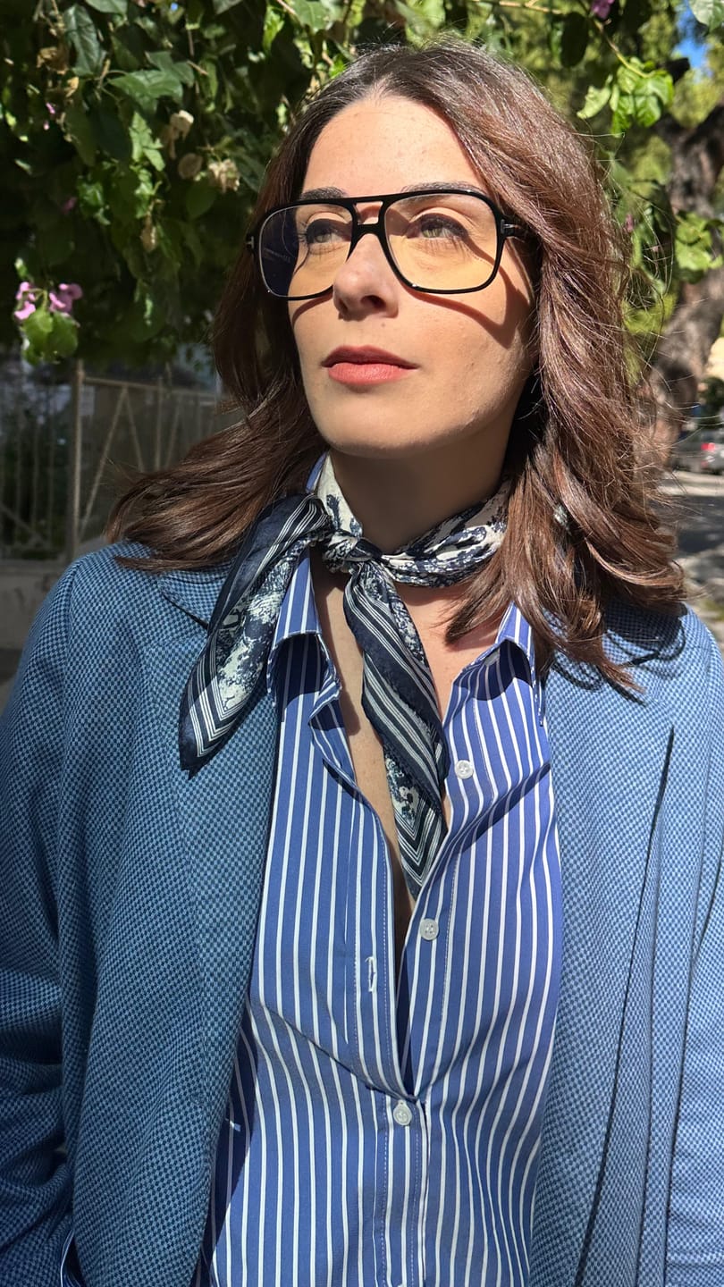 Customer photo review of Atena Foulard (100% Seta - 53cm)