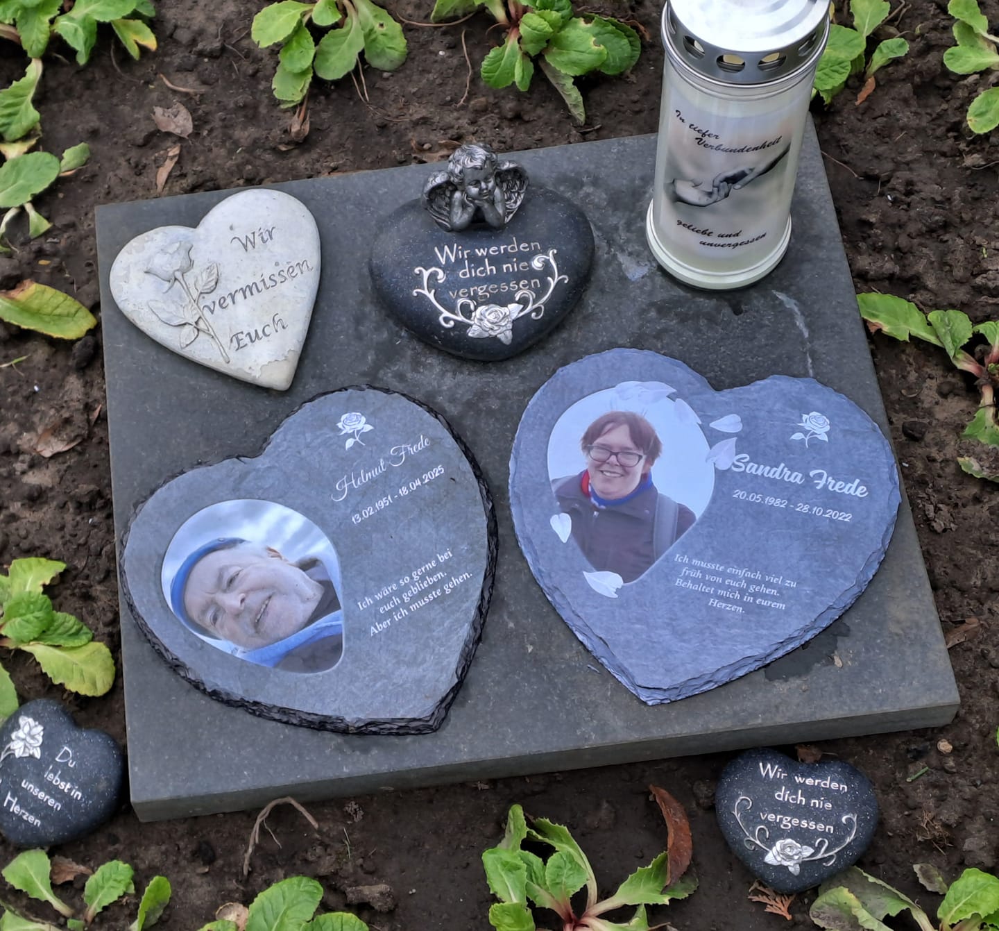 Customer photo review of Unvergessen - Personalisiertes Schieferherz für geliebte Verstorbene zum Andenken