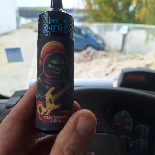 Customer photo review of JNR - Alien 10K - Puff Jetable / Disposable