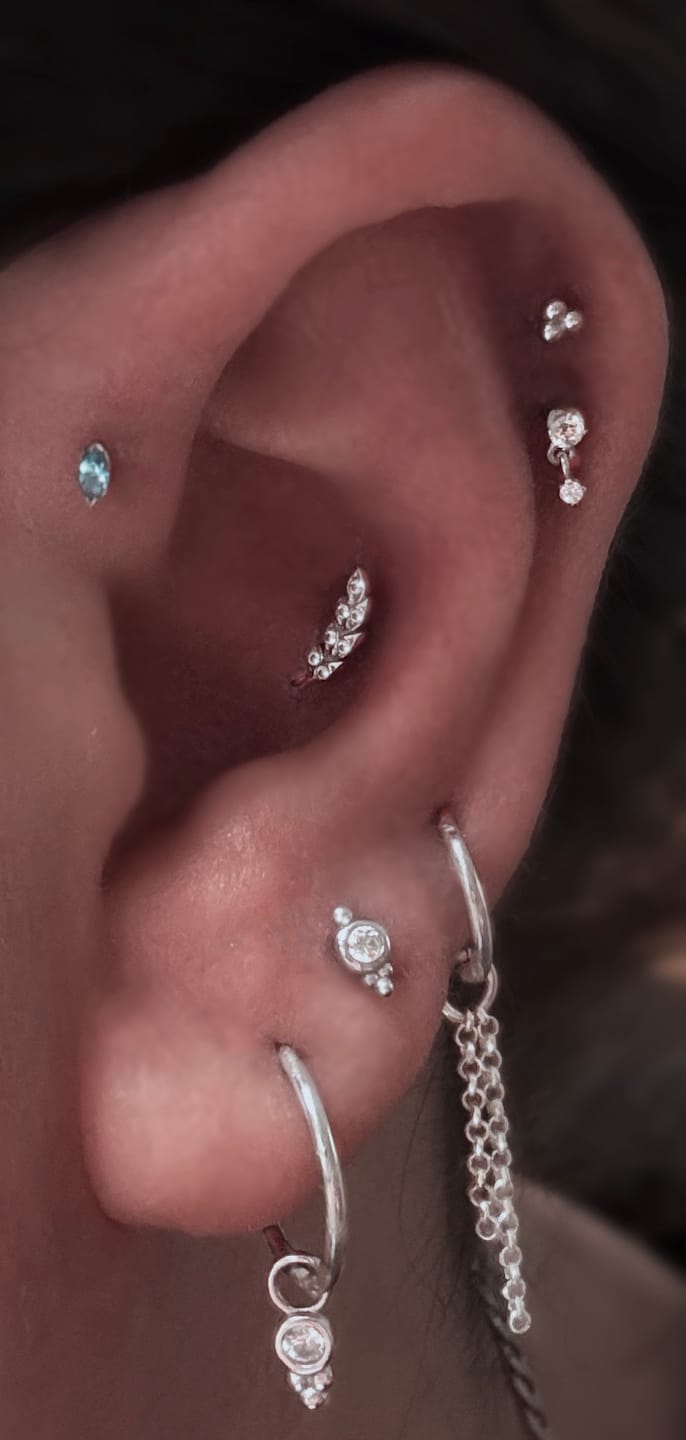 Customer photo review of Cartilage Hoop (18g)