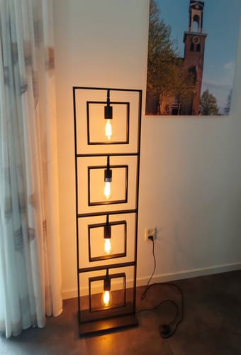 Customer photo review of Vloerlamp Cosmo - Antraciet - Metaal