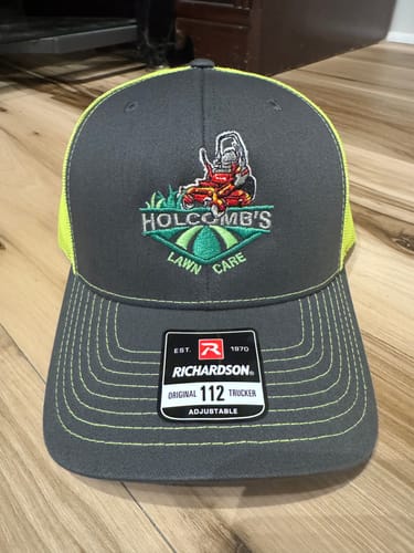Customer photo review of 12 Richardson 112 Snapback Trucker Caps for $179