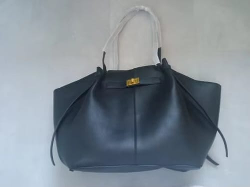 Customer photo review of Glenda Shopper Bag