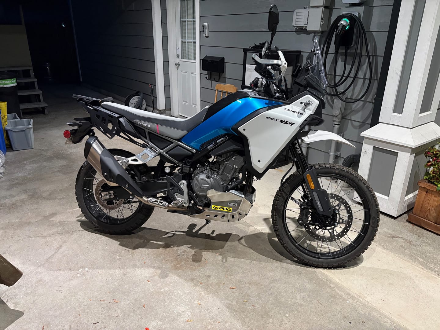 Customer photo review of CF450MT (Ibex 450) Luggage Rack