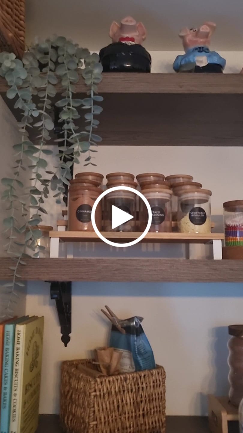 Customer video review of Glass Spice Jar with Bamboo Lid 200ml Small
