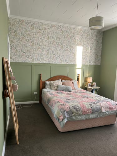 Customer photo review of Calvert Meadows Wallpaper - Pink/Cream