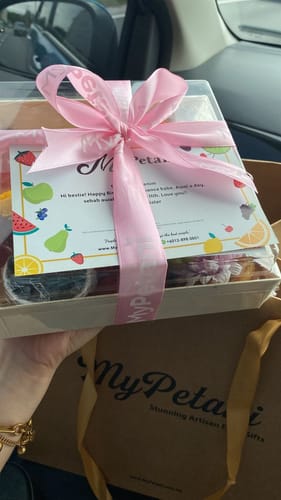 Customer photo review of PADU Little Luxe Fruit Platter (Available in Klang Valley & Penang)
