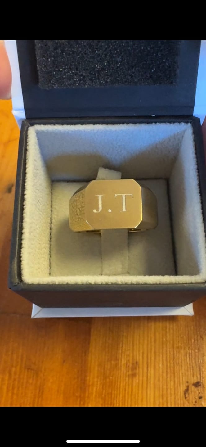 Customer photo review of Matte & Shiny Signet Ring