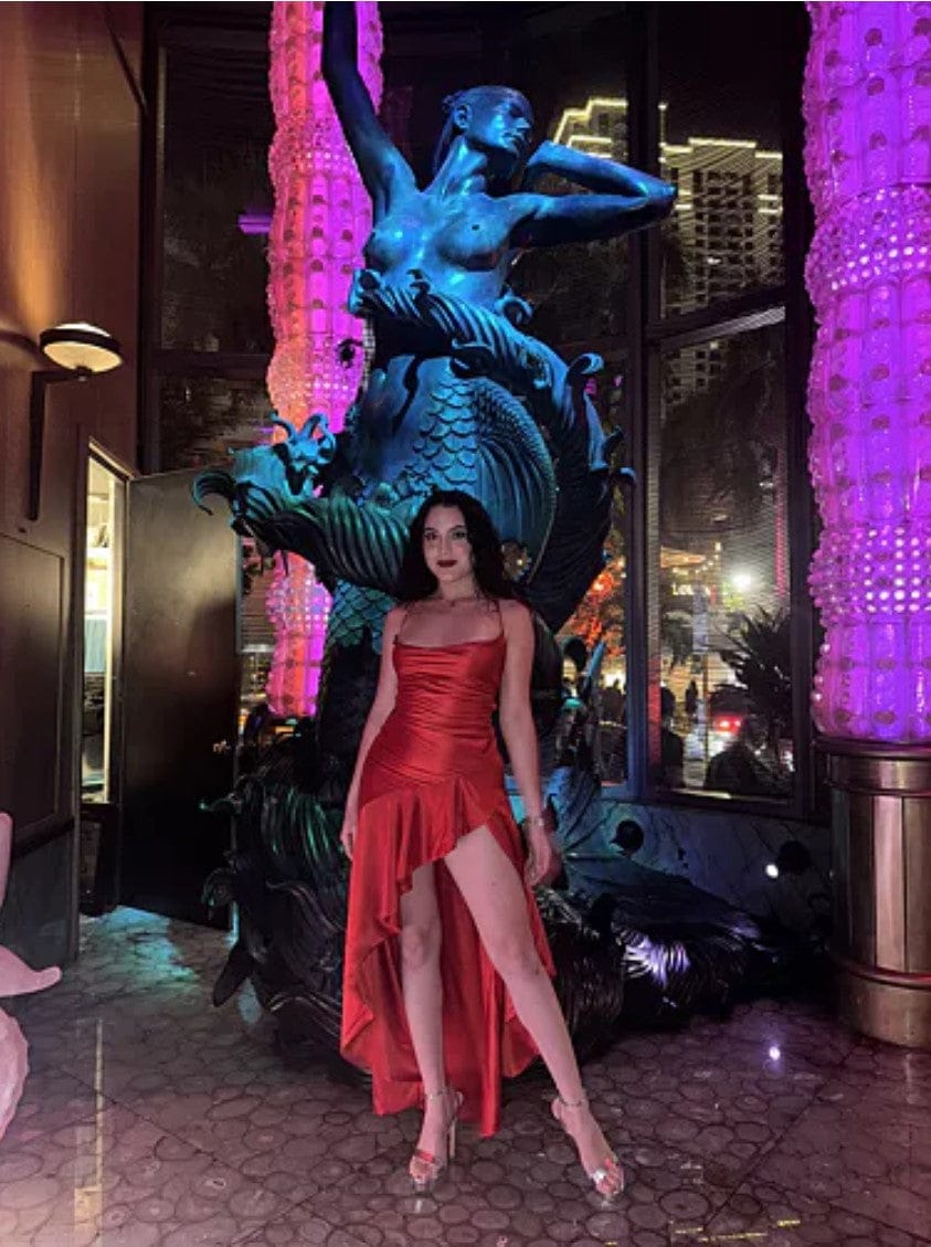 Customer photo review of Samira Robe Longue - Red