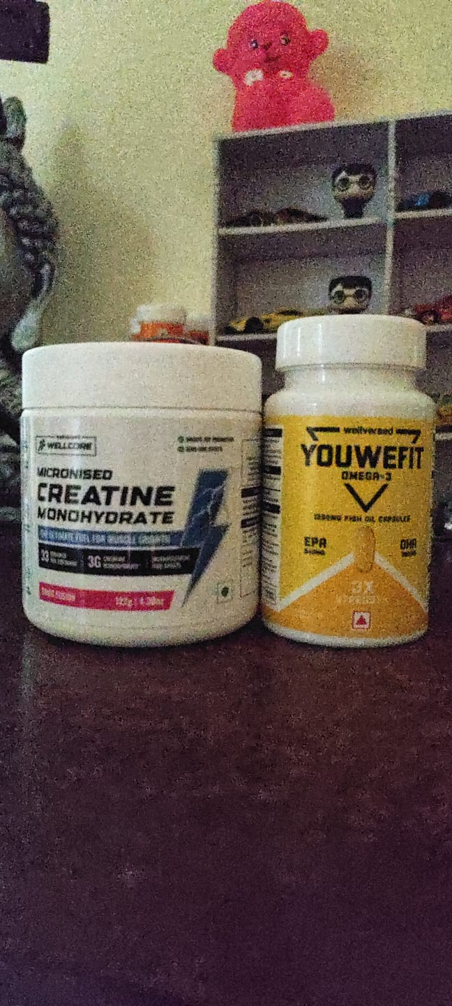 Customer photo review of Wellcore Creatine Monohydrate (Fruit Fusion, 33 Servings) + YouWeFit Omega-3 Triple Strength Fish Oil (1250mg, 30 Capsules)