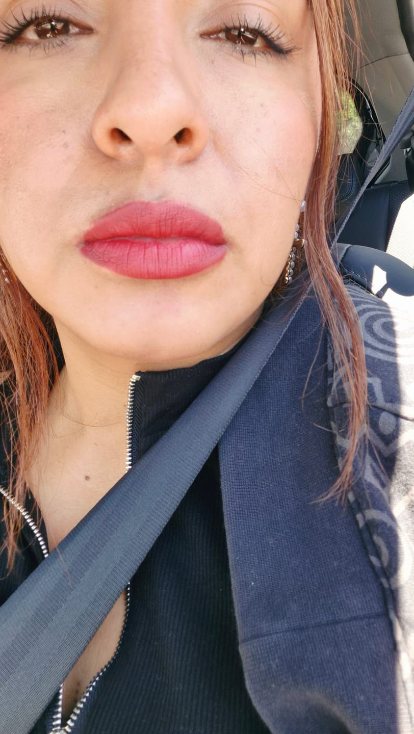 Customer photo review of Labial Líquido Mate Cruella