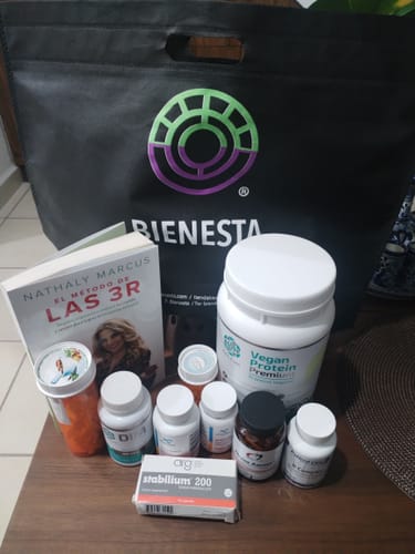 Lizbeth T. review of Paquete Premium Metabolismo image 1 out of 1