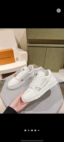 undefined review of LV TRAINER SNEAKER IN WHITE CALFSKIN image 1 out of 1