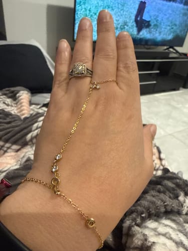Customer photo review of Chaîne de main Gabrielle