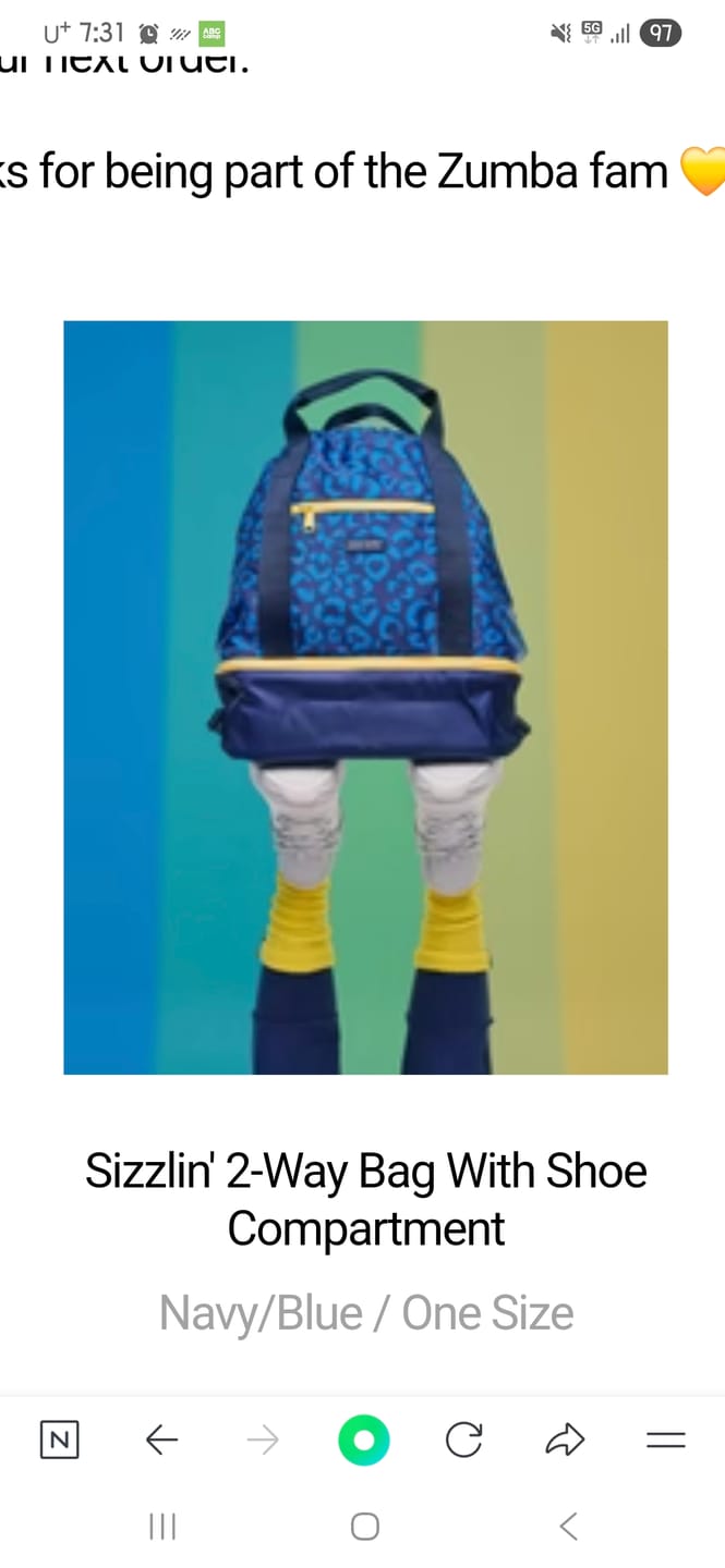 Customer photo review of Sizzlin' 2-Way Bag With Shoe Compartment