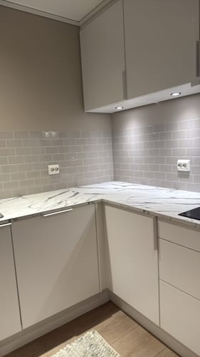 Customer photo review of Ada Subway selvklebende veggfliser