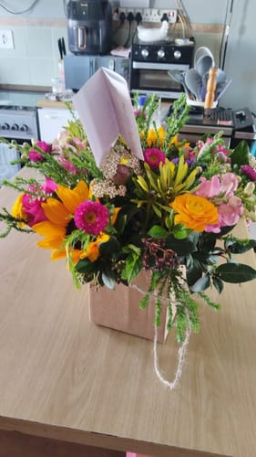 Customer photo review of Sunflower Posy
