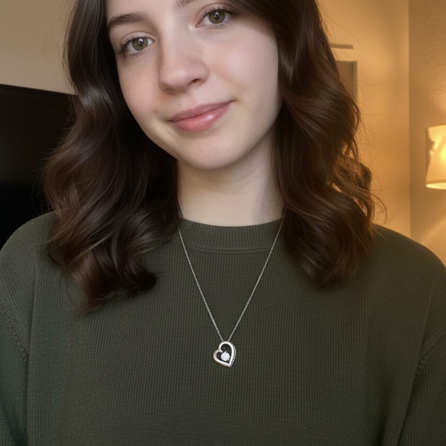 Customer photo review of (Almost Sold Out)"You'll Always Be My Little Girl" Necklace