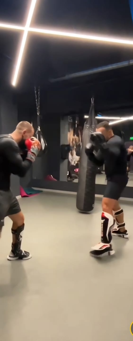 Customer photo review of Manusi Box Knockout Fighter 2.0 Copii