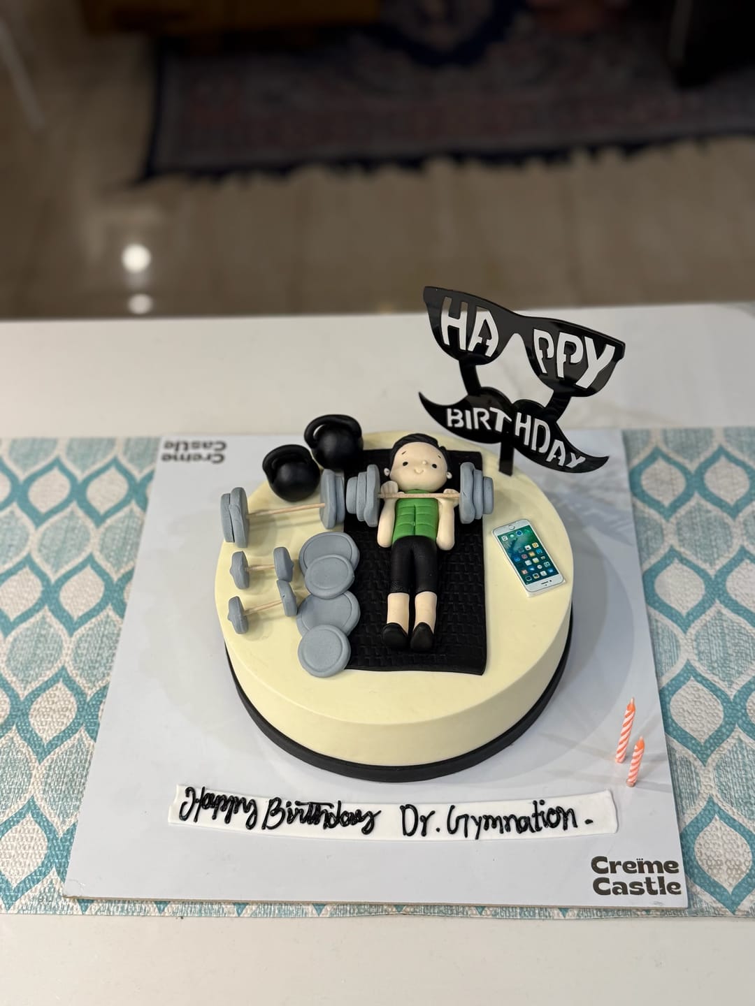 Customer photo review of King Meme Cake