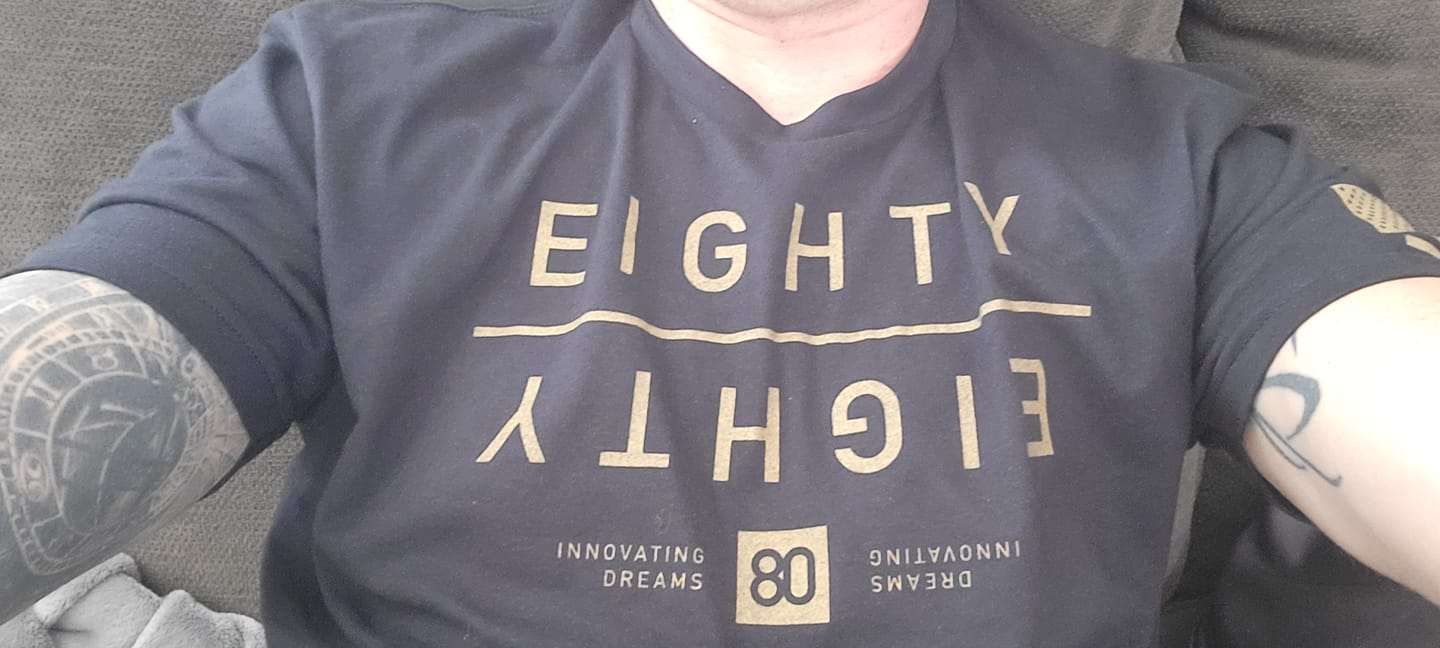 Customer photo review of 80Eighty® Golden MIrror Shirt