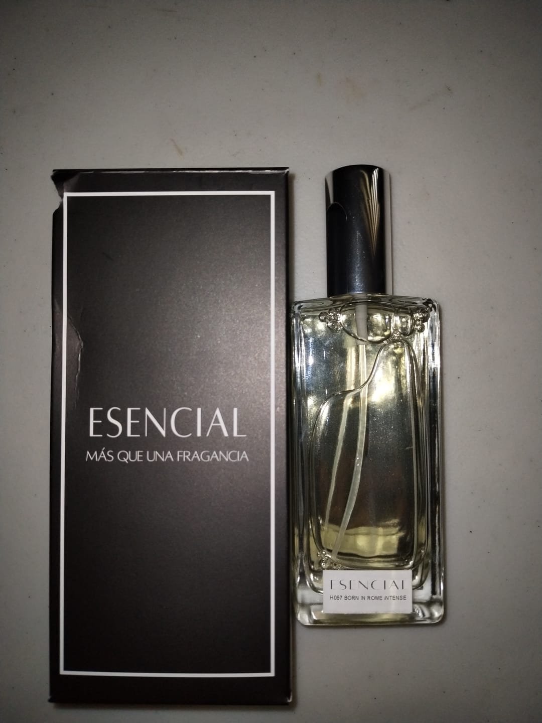 Customer photo review of H057 Inspirado en: Valentino Uomo Born In Roma Intense - Valentino