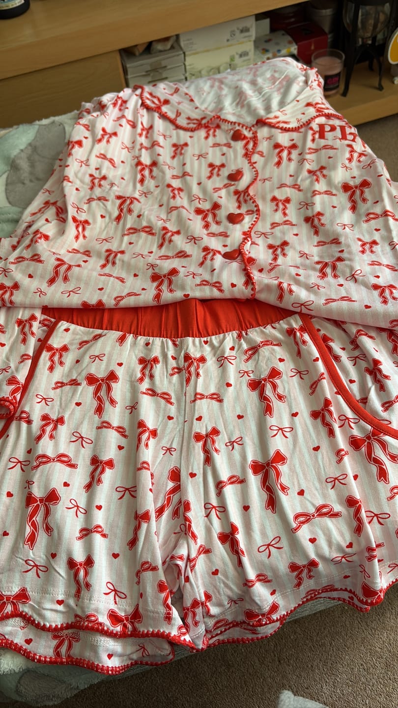 Customer photo review of P.Louise Adults Christmas Bow Pyjamas - Shorts Set