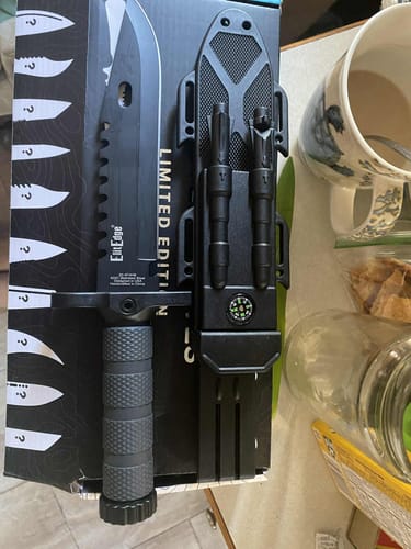 Customer photo review of Fixed Blades Box™