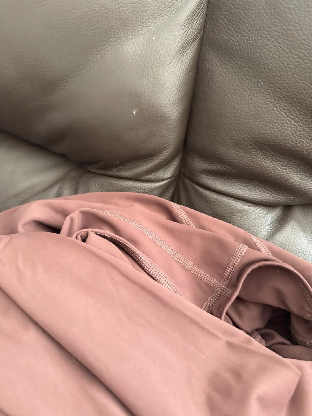Customer photo review of Nylon-Spandex Yoga Jumpsuit Contouring Seams Lift — Charred Coffee | KIMLUD