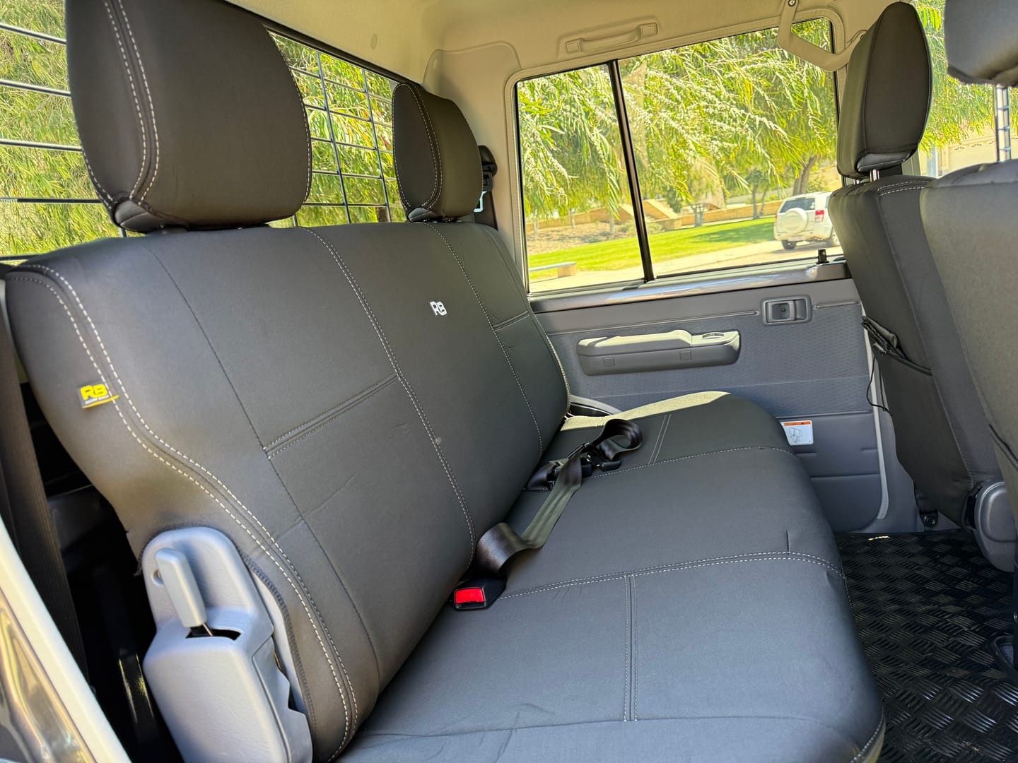 Customer photo review of Toyota Landcruiser 79 Series - Dual Cab - GP4 Neoprene Rear Row Seat Covers (Available)
