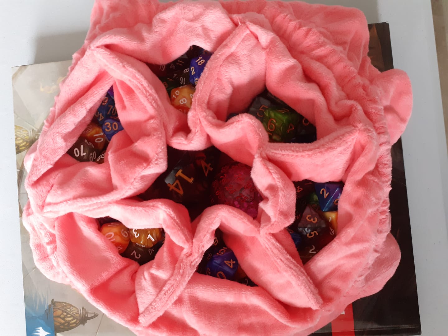 Customer photo review of XXL-Würfelbeutel mit 7-Fächern aus Plüsch