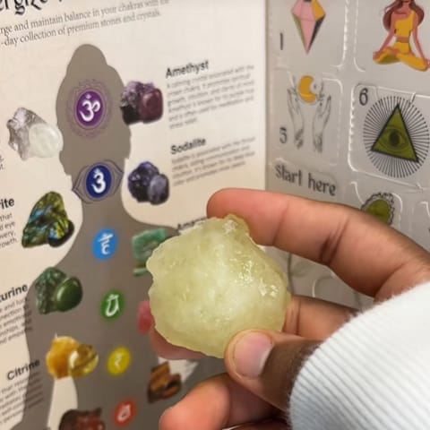 Customer photo review of Elyova™ Healing Stones Advent Calendar