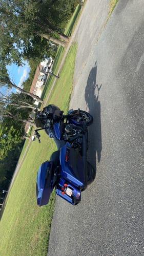 Customer photo review of HR3 Zephyr Blue / Black Sunglo 10.7" Chopped Style Tour Pack Luggage For 14-24 Harley Touring