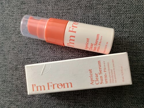 Customer photo review of Apricot Clear Sun Serum