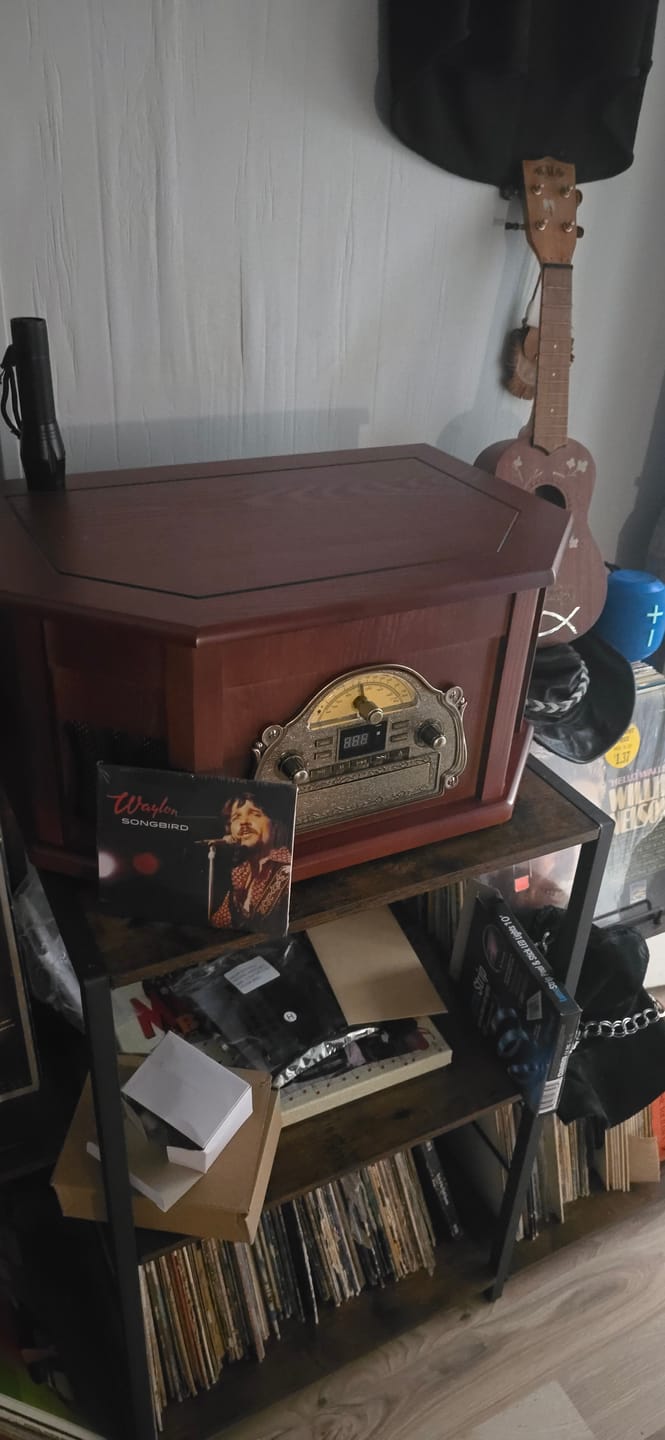 Customer photo review of Waylon Jennings "Songbird" CD Pre-Order