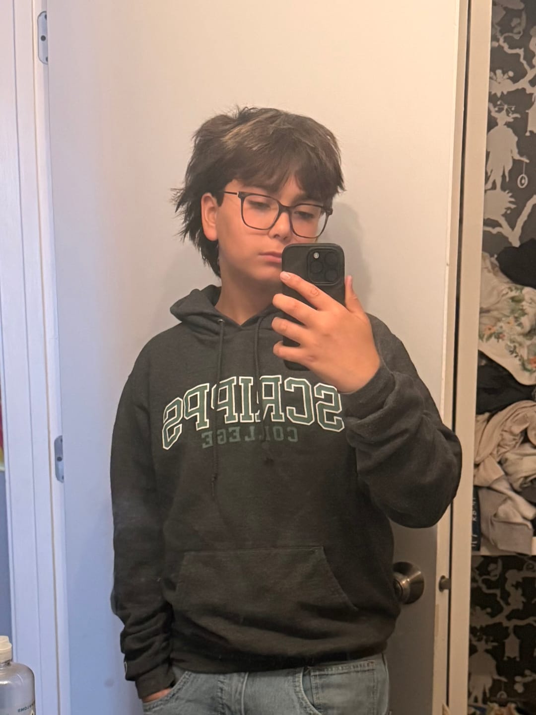 Customer photo review of Aelfric Eden Super Baggy Sweatpants