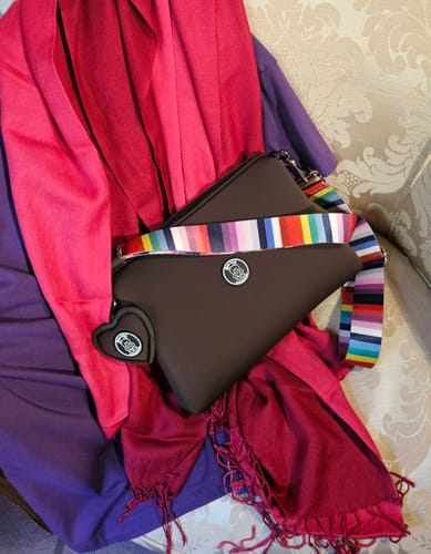 Anna Chiara V. review of Pochette Grande image 1 out of 1