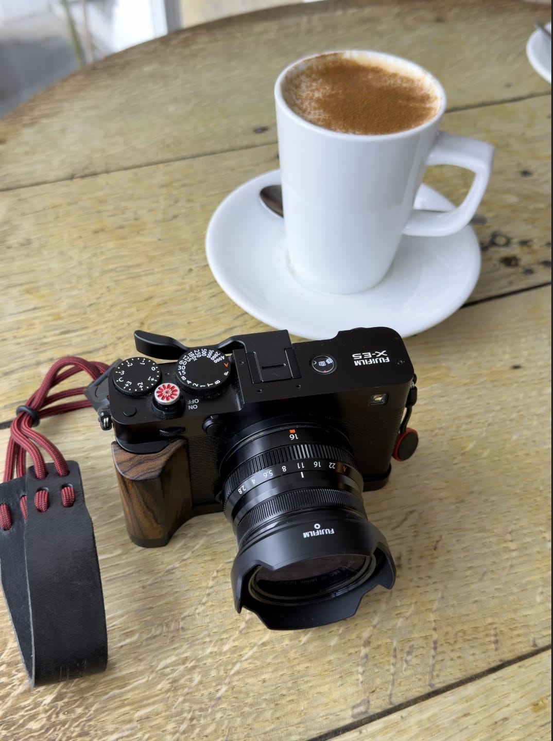 Customer photo review of Fujifim XE5 Handgrip Wood YW Design (X-E5)