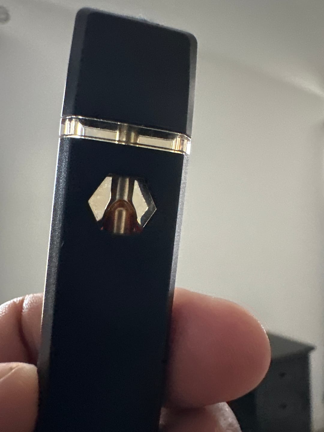 Customer photo review of 1 Gram HHC Vape Pen | Watermelon Zkittles - Indica