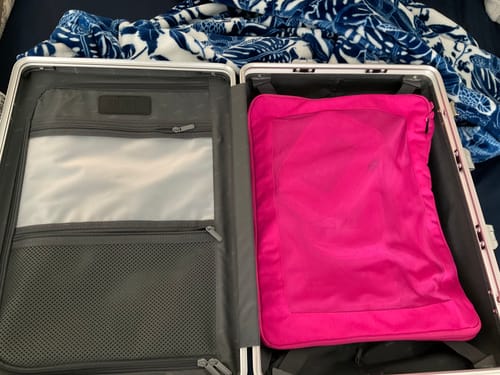 Customer photo review of Compressible Packing Cubes (6 Pieces)