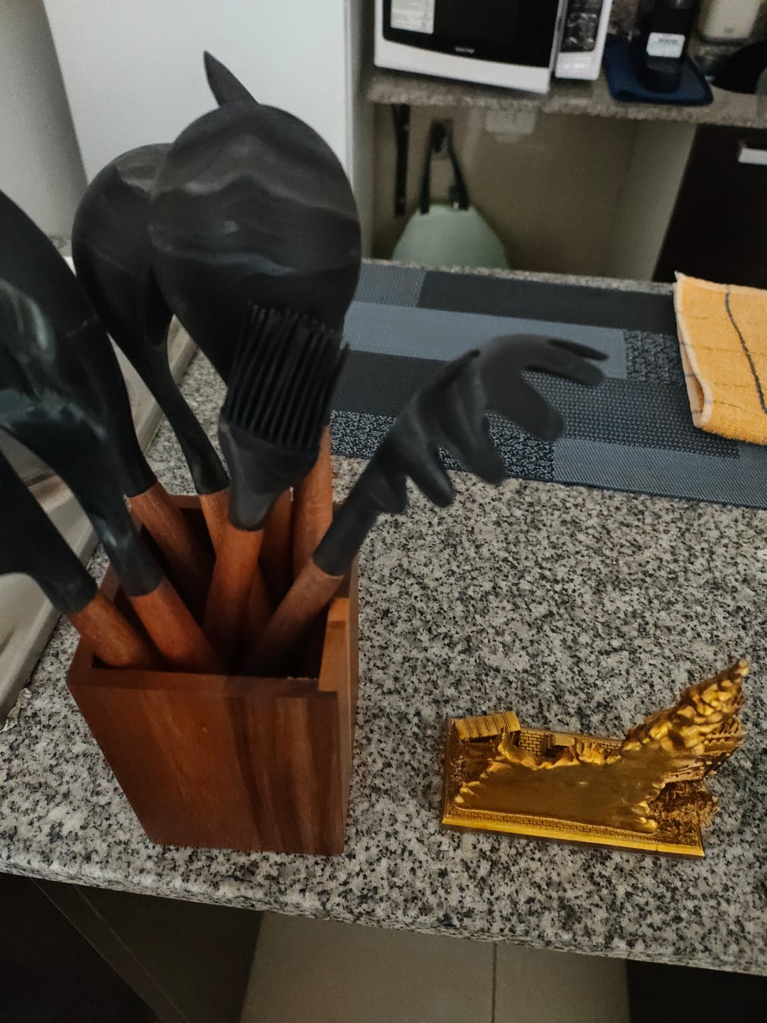 Customer photo review of Cuchara Para Pasta Sakura Phuket 31.5 Cms -  Acacia + Silicona Marmolada Black