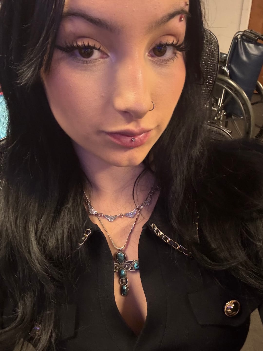 Customer photo review of MOTH CHOKER